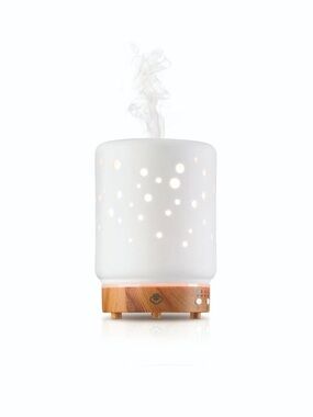 Serene House Ceramic Diffuser White Starlight Design Wood Base NEW 90MM